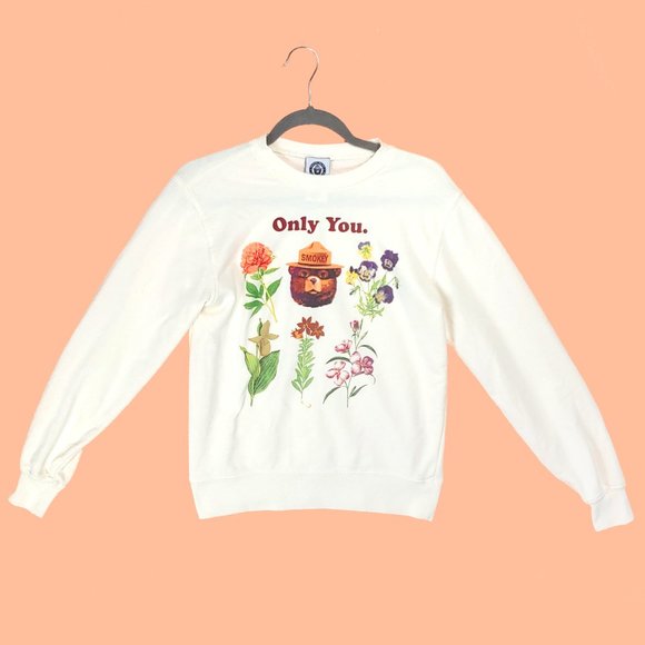 Mighty Fine Sweaters - Smokey the Bear cream pullover floral sweater